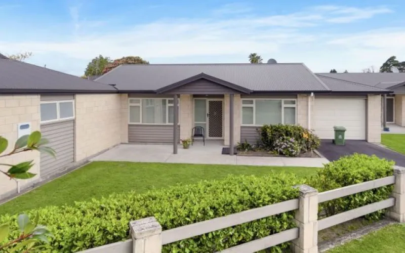 Retirement Village 