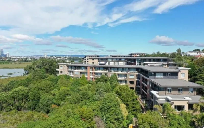 WILLIAM SANDERS RETIREMENT VILLAGE Park view