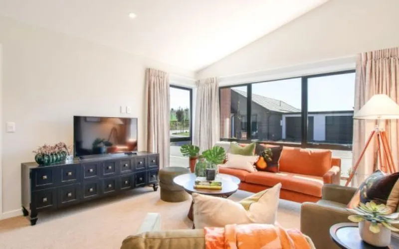 Townhouse Lounge
