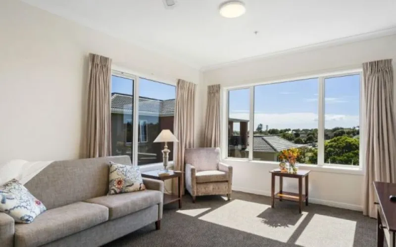 Bruce McLaren Serviced Apartment