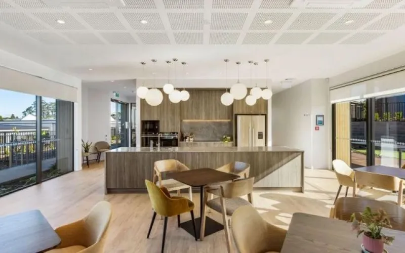Resident Lounge Int