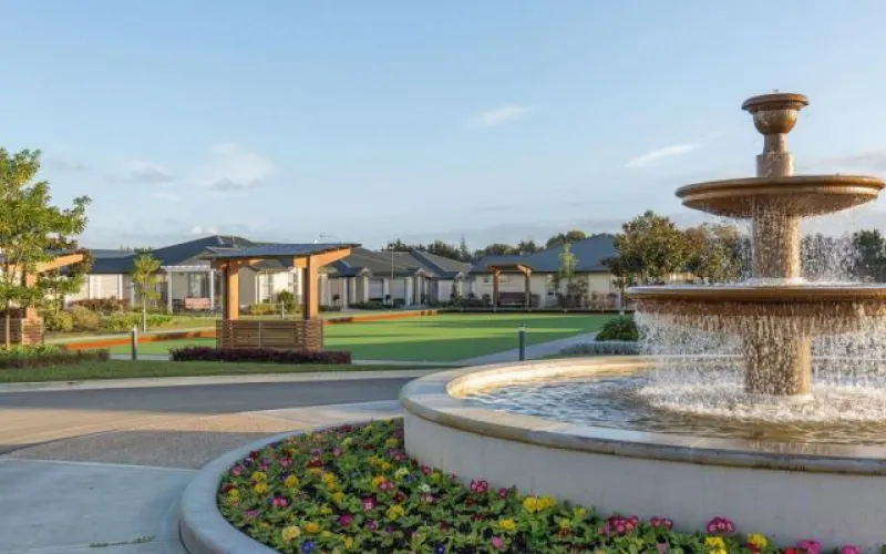 Retirement Village Bowls Green & Fountain
