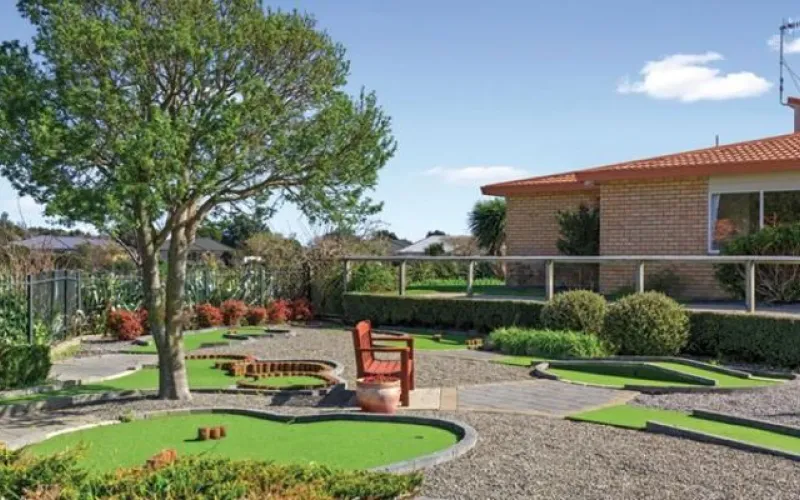 Summerset Mini Putt