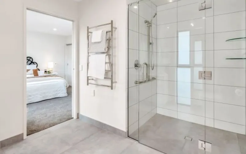 Large Ensuites